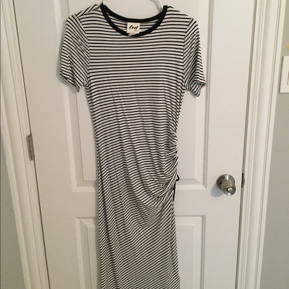 Luxe Essentials Apparel Dresses Led Luxe Essentials Maternity